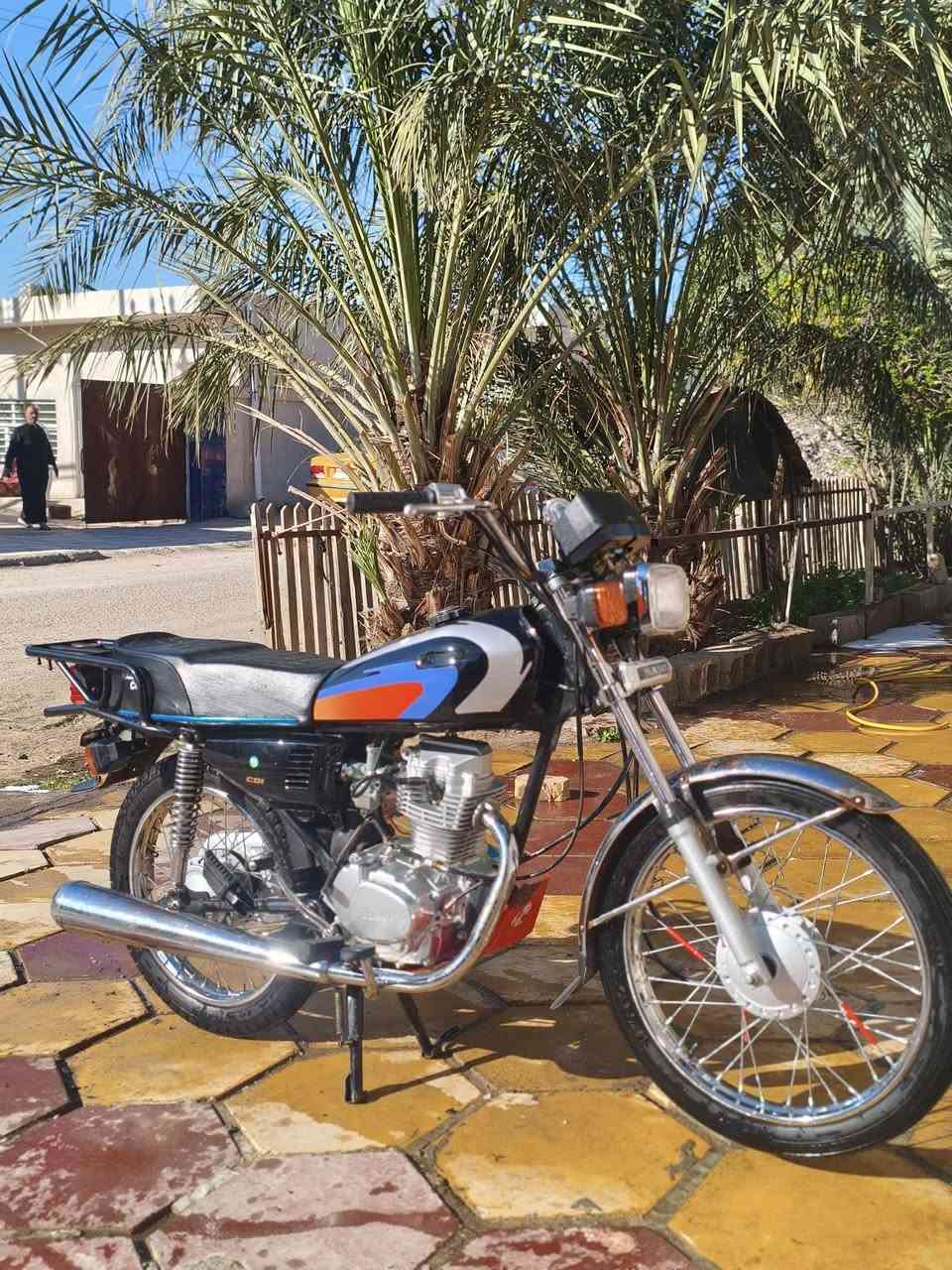 سلام عليكم
دراجه للبيع نامه شلامجه لاصلي دراجه وراق وكيله بصره دراجه ما مفتوحه ابد سعر 850 شراي خاص متواجد فيس مكاني ميسان قلعه صالح


**إذا كنت صاحب هذا الإعلان وتريد حذفه لأي سبب، رجاءا أرسل رسالة إلى الدعم الفني**