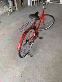 بايسكل للبيع سعره 75 قفل شراي يجي خاص لو يتصل عل رقم 07709725985