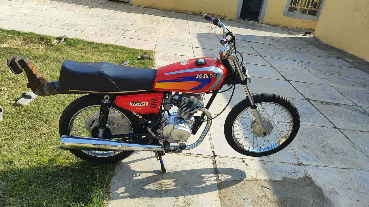 سلام عليكم دراجه تعمير جديد صارله شهر ونص شاصيه 21 كلك كلك  
مكاني شاميه 
السعر خاص رقمي ‏‪***********‬‏
