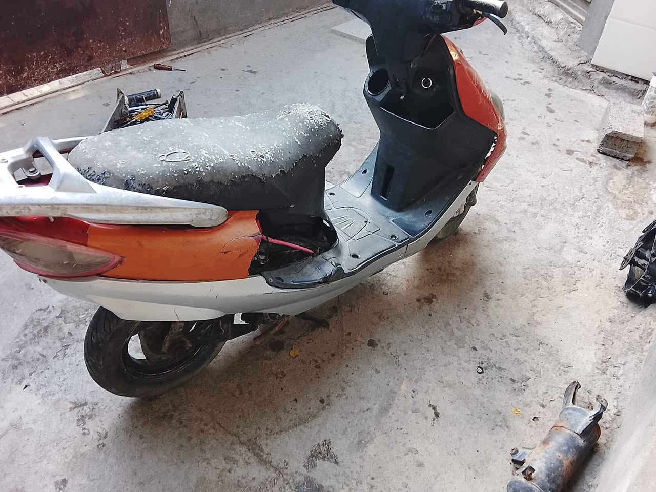 سيام ام عيون للبيع ادوات سعر 55و بي مجال لشرايه محرك نضيف ما مفتوح 140 بس بيه راجز و صالنصه مكسوره و نقص عقل و شوته و بيه كسر الي موضح بل صوره العنوان الفلوجه الجولان ام المساجد شارع الصناعه


**إذا كنت صاحب هذا الإعلان وتريد حذفه لأي سبب، رجاءا أرسل رسالة إلى الدعم الفني**