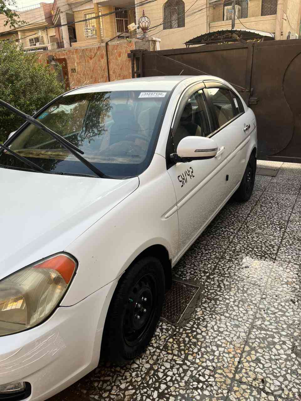 سلام عليكم
اكسنت خليجي 

موديل 2010

محرك 1600

بيها تبديل جاملغ لايسر 

بارد بل باب 

سياره ما بيه اي نقص 

سعر 100$

مكاني بغداد الشعب 

***********
