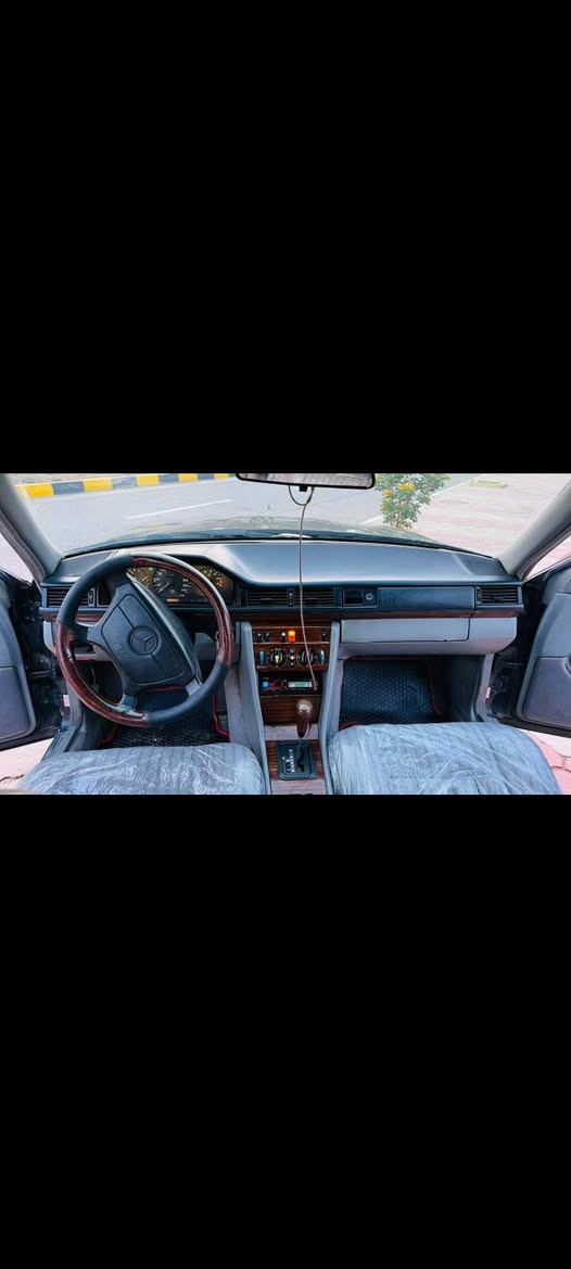 مارسيدس موديل90 رقم سليماني بي شرط تحويل وكالة راس دبل بيلاديه بشرط بدون خياس بدون ضربة محرك vvt300 تبريد تةتفيه شغال سعر70بيه مجال قليل مكان كفري ***********
