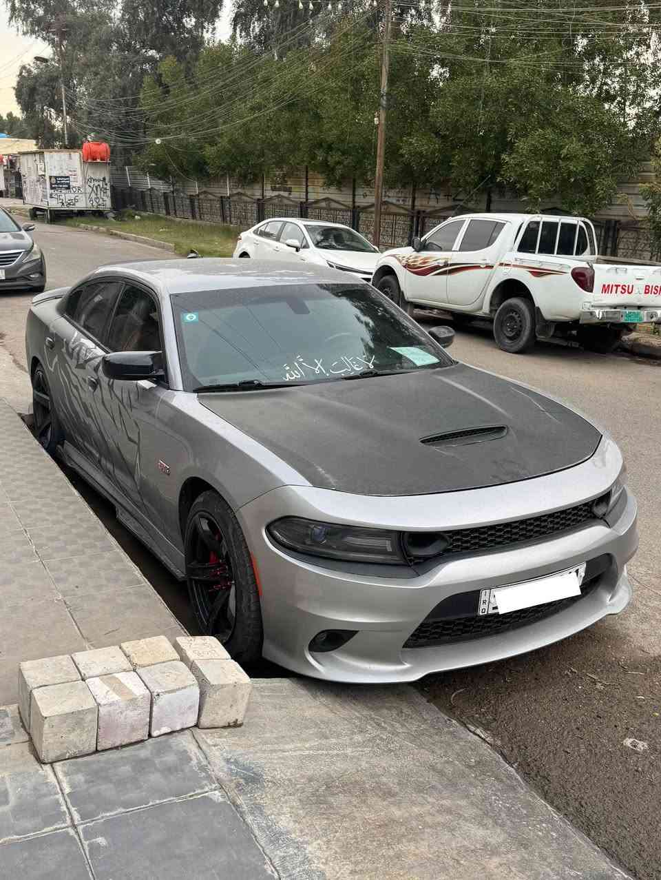 السلام عليكم بيع سريع جارجر Rt 5700  موديل 2018
قطعتين فقط 
مواصفات اعتيادية 
بدون دواخل لا لغد ولا شاصي 
ماشية 100 الف
حادثها جاملغ وبنيد بدون دواخل بس قطعتين 
سيارة ادامة كاملة صدر جديد
كير مكينة مكفول 
رقم سيارة بغداد 

سعر 188 وبيها مجال انشالله

مكانها بغداد الاعظمية 

***********
