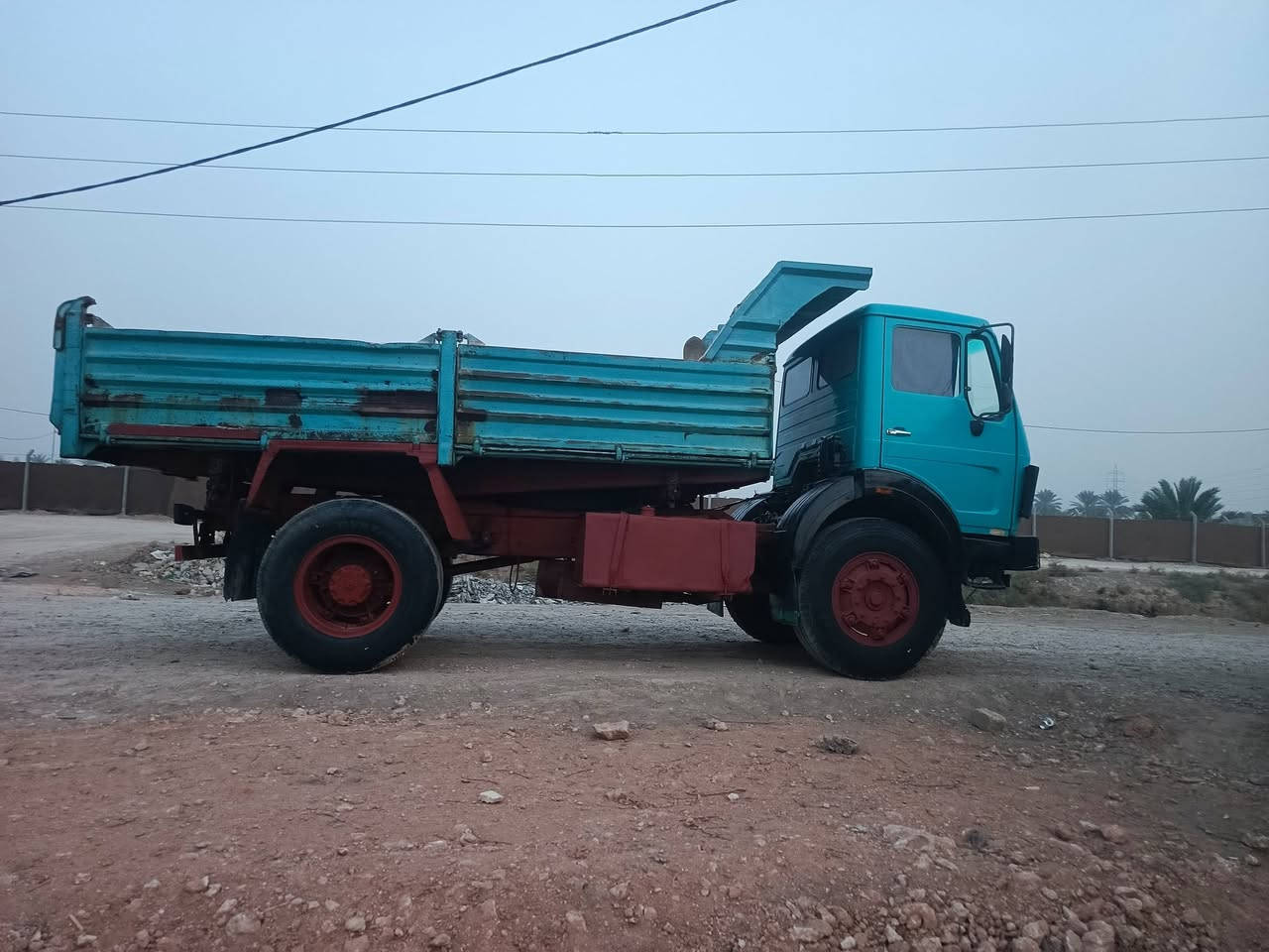 سلام عليكم  البي موديل 75 اصل     كلاب بلادي رقم بابل نكليزي بسمي   مكينه 25 كير 25ااكسل نص جيف  كهرباياته كوله شغاله شاصي  مكفول سياره جاهزه العمل  شراي يتصل مكان سياره بابل ***********
