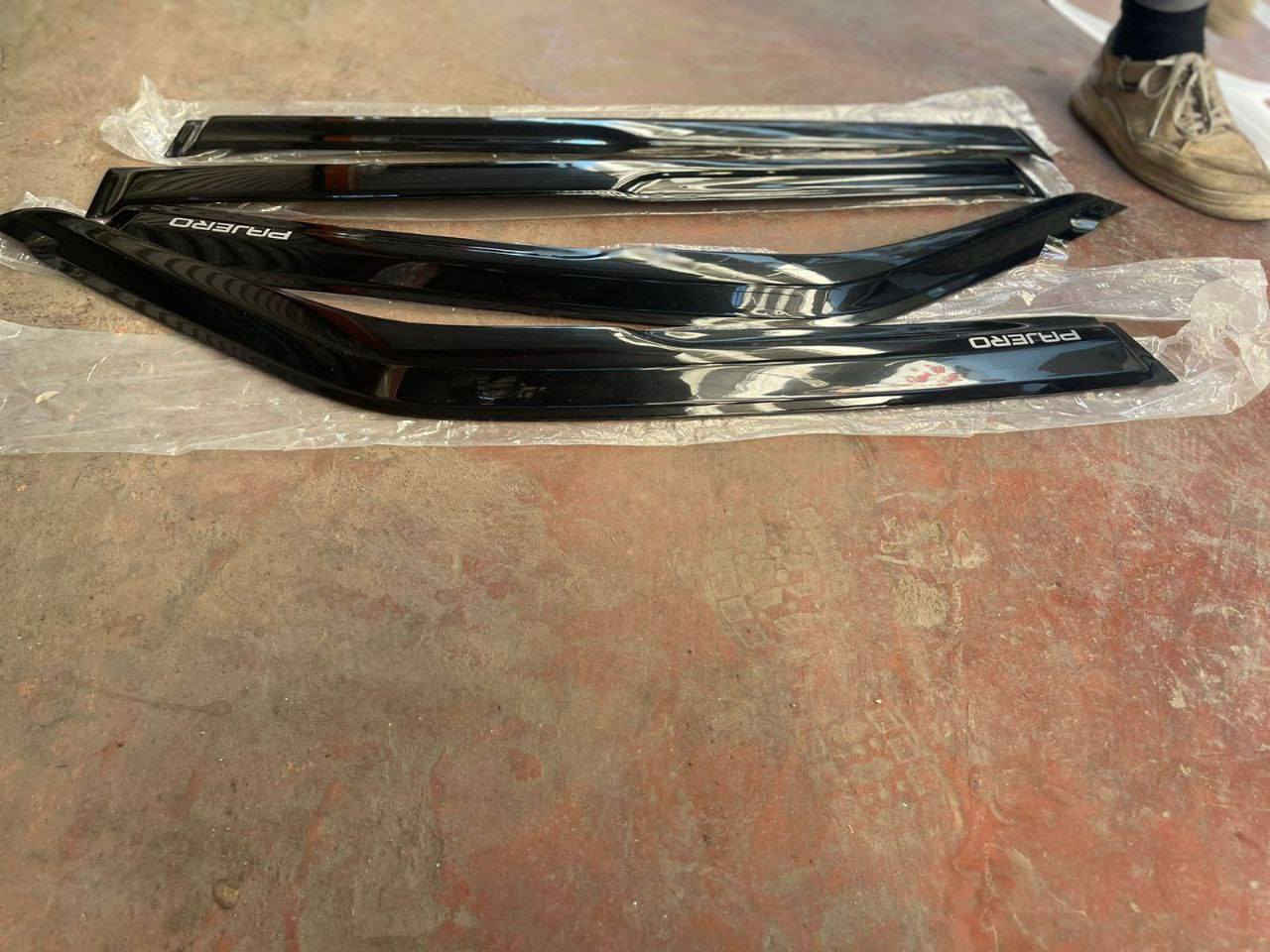 السلام عليكم
يتوفر

قطع غيار باجيرو 2000-2018 

فول لايتات 
جامة لايت 
بك لايتات 
جامة بك لايت 
شباك اعلى
اشارة مراية جانبية 
ماسكة دعامية امامية 
بروجكتر تخم
كفر بروجكتر 
دبة راديتر 
ايرفلو 
داينمو 
بور ستيرن 
واتر بم 
ولف حماوة
تجفيت محرك
دبلات امامية + خلفية
فلنجات امامية + خلفية 
حدادية امامية + خلفية

يوجد توصيل جميع محافظات ( توصيل خلال 24 ساعة ) 
للاستفسار التواصل واتساب + تلي كرام
***********

العنوان السنك مجمع مينا القيصرية الثانية 
#شركة_المهندس
