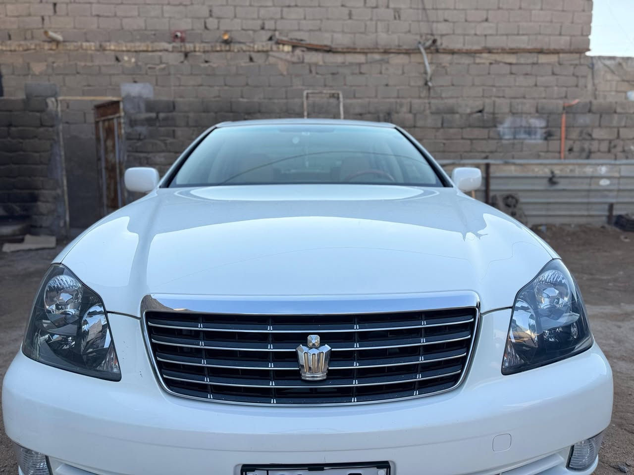 للبيع شاهينه ادوات كفاله عامه موديل 2004 مكان البصره مامتواجد على الفيس رقم الهاتف ***********
