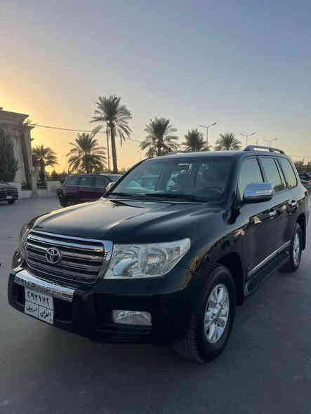 تويتا لاندكروزر موديل ٢٠١١ GXR.  فول مواسه فات بي سلايد بي بوياخ مالي دوسته  ***********. *********** شمشمل
