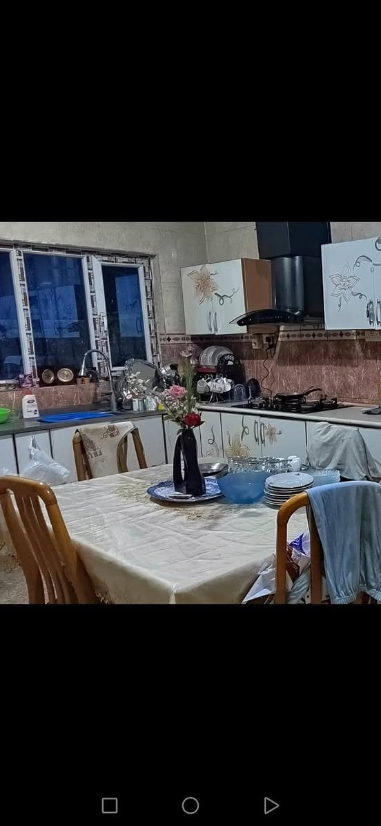 كاونتر خشب الموقع بغداد المنصور 
السعر 200
الرقم ***********
