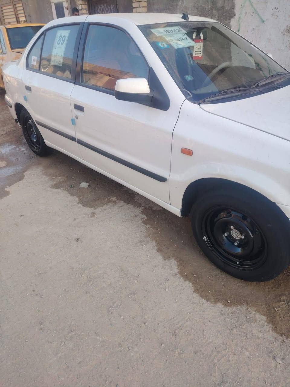 سمند موديل 11 رقم واسط سعرها 43 مكينه كير وحداديه خيرمن الله جاهزه السياره الاستفسار *********** مكانه واسط
