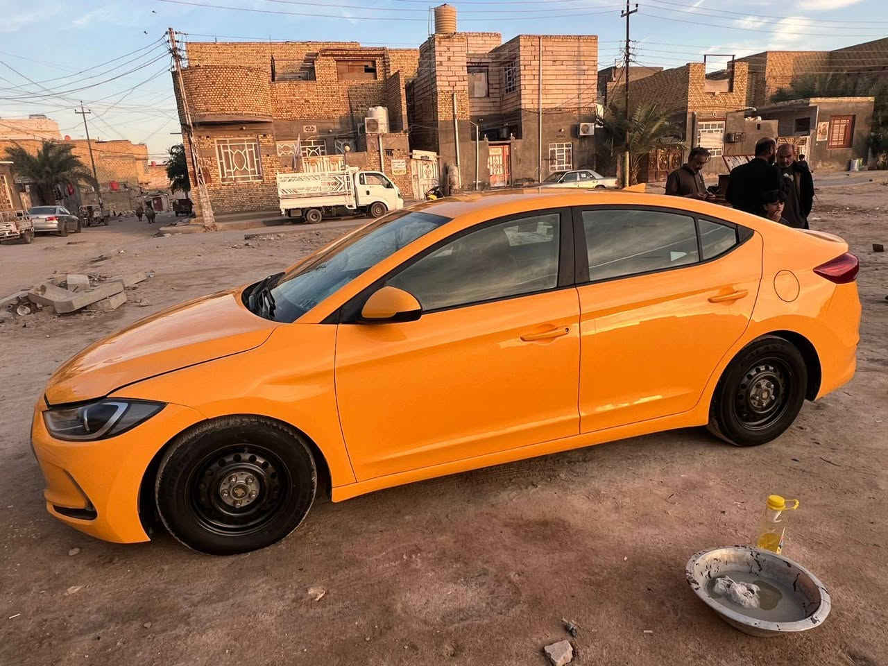 سلام عليكم سياره لانترا البيع مديل 18 رقم ذي قار رقم ب اسمنه ضرر بنيد وحادث داخل العراق قبق جنطه ماشيه 140 ميل مامتواجد ب الخاص شراي تصل على الرقم ***********
