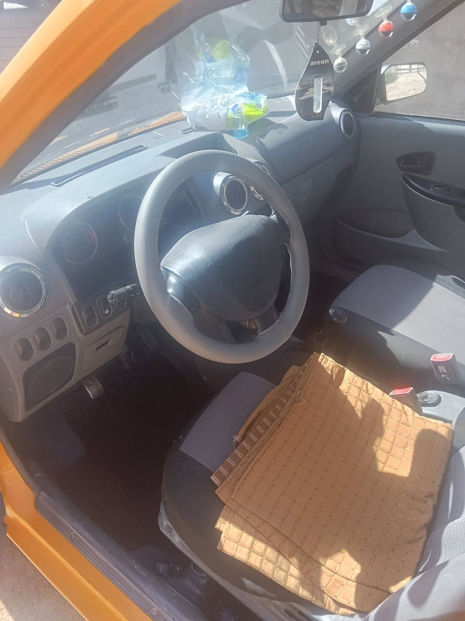 سلام عليكم لبيع موديل 18سيار حلو مصفر هاي غرام مابيه مكان سيار كربلاء سعر 44وبيه مجال ***********
