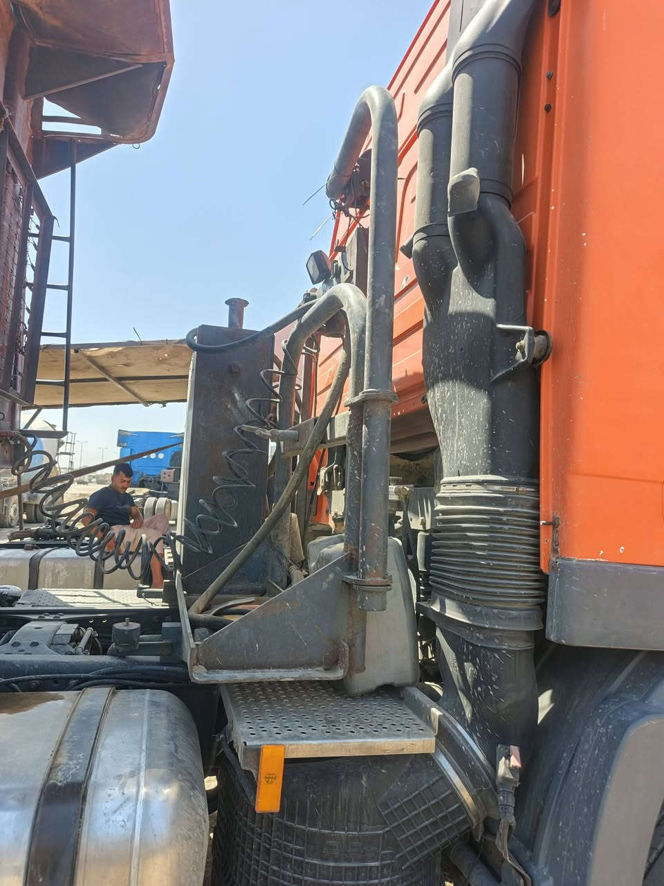 للبيع  ‏‪***********‬‏سعر 7ورقات بيه مجال
