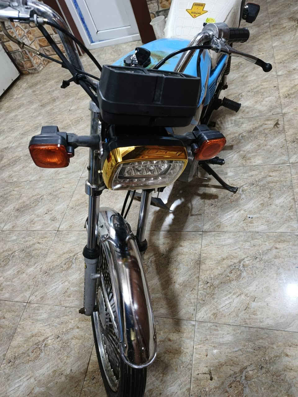 دراجه موديل 2019
السعر ب350 وبيه مجال 
محاويل ناحيه لامام 
‏‪***********‬‏
