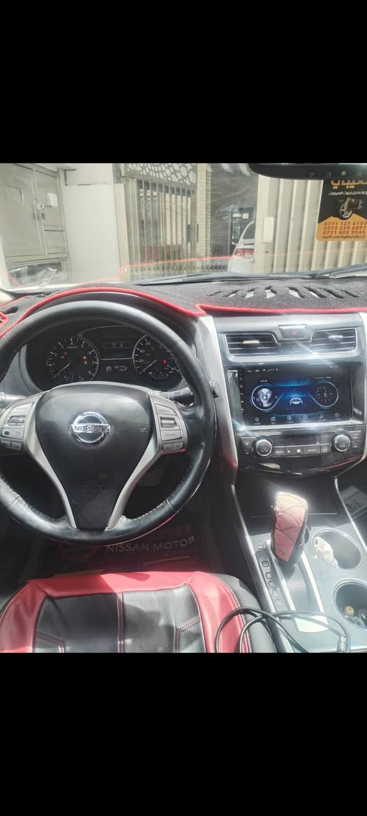 التيما2014 تدفئة تبريدكاملة يحتاجلها فقط دعامية امامية وجبنة المحرك نضوح قليل سعر ٨٥$بيع مستعجل بسمي مشروع وطني بأي مكان تتحول ***********
