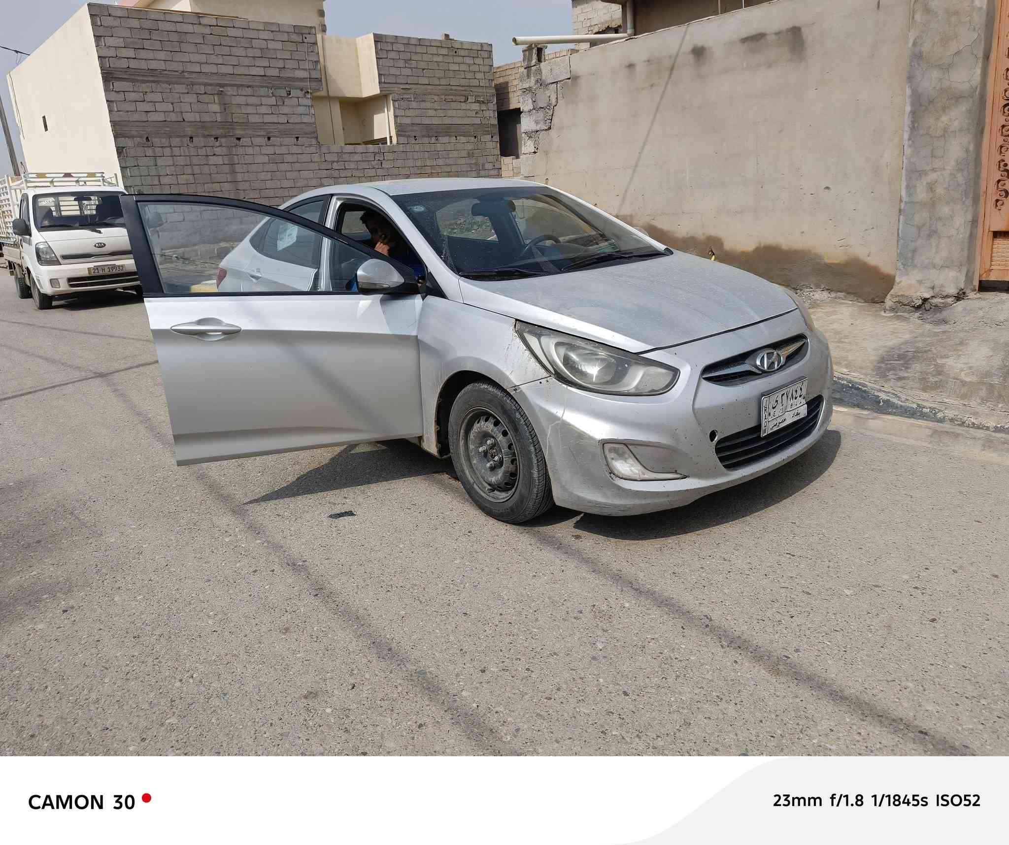 سلام عليكم اكسنت مديل ١٥
خليجي سياره جهازه بيه ملحضات بصيطه سونار مرفق بل منشور اريد مراوس فقط كيا حمل كون فرق قصاط 

***********
