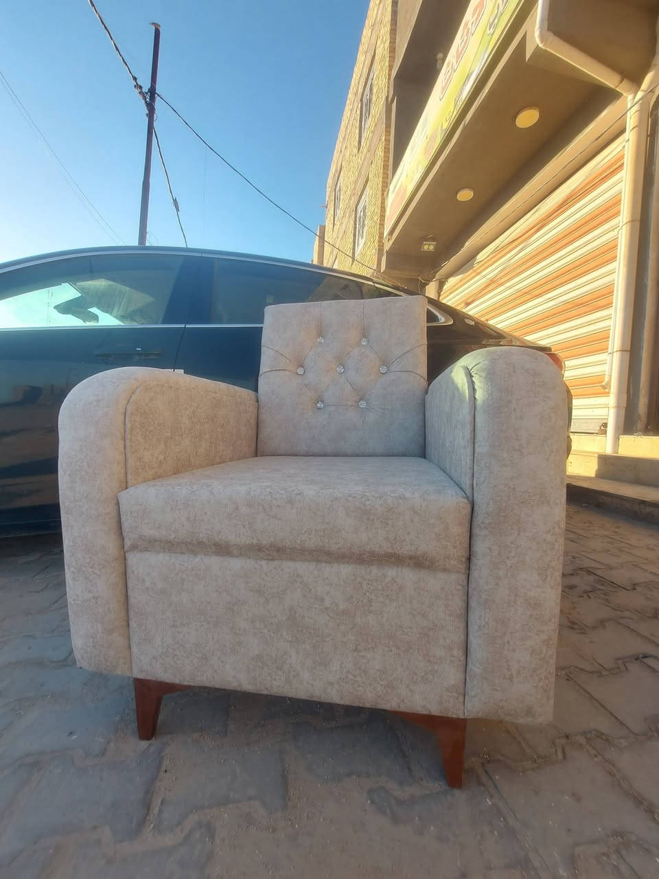 السلام عليكم
اغراض للبيع كلمن وسعرة بيع مستعجل اسعار جدا مناسبة
ميز شاشة بي خزن عدد ٥
نص تخم جديد ممستخدم وديوان مستخدم
عارضات اثنين
كرسي ثلاثي وكرسي كاشير
ميز كاشير اثنين
قفاصه عدد ٣
الشراي يجي خاص او الاتصال على الرقم
***********
