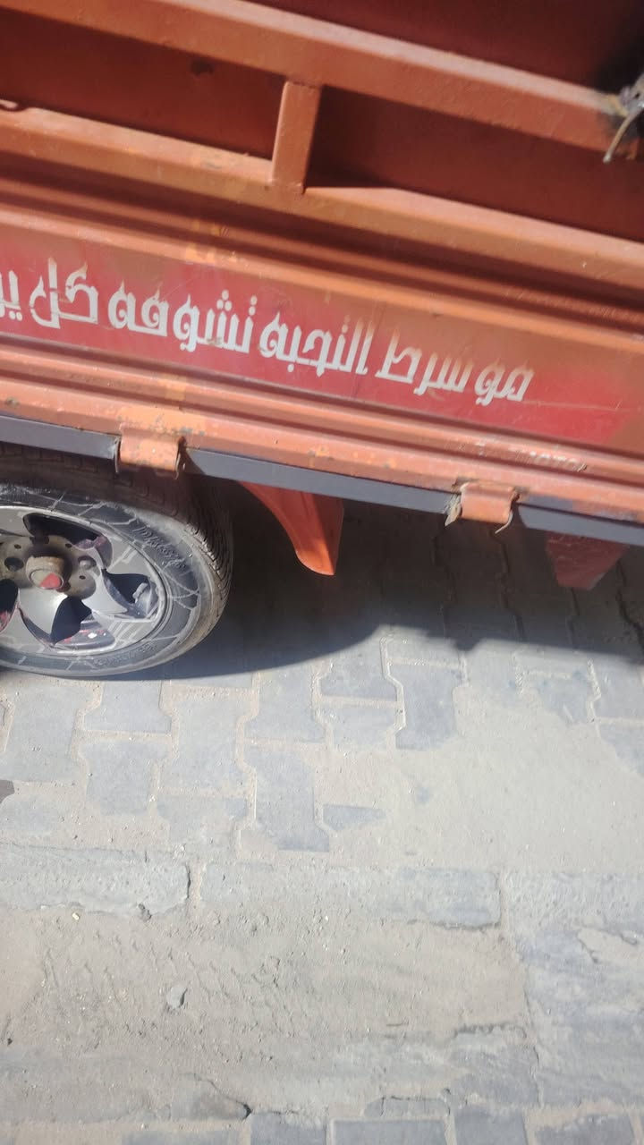 سلام عليكم ستوته لبيع اليفان فراس أوراق مكينه جديده كهربائيات شغاله البدي معرضه ١٣٠ محجر بيه ستوته حلوه ونشطه سعره1900 أو بيه مجال الطيبين***********
