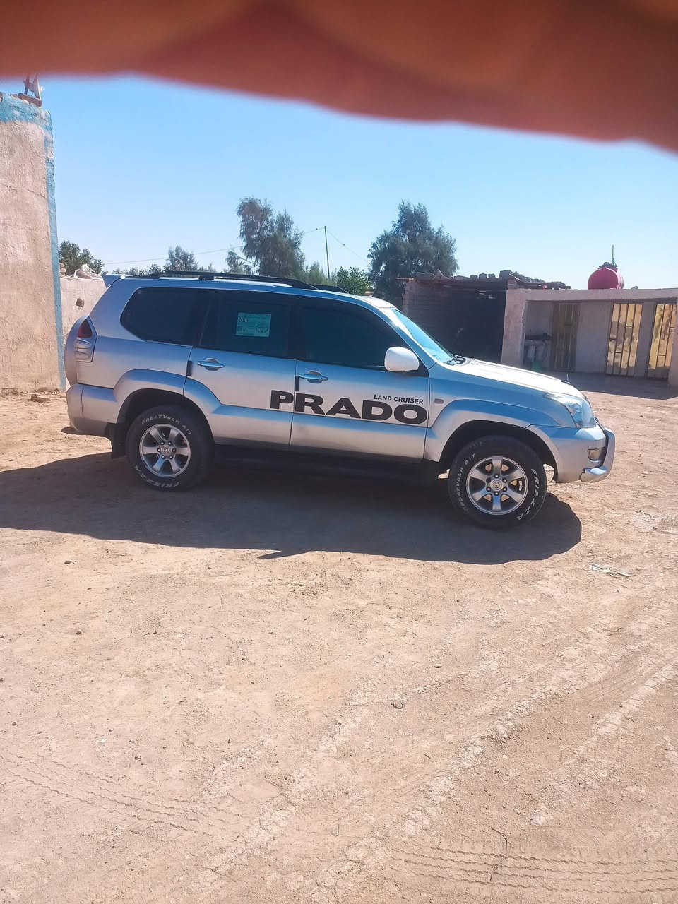 ترهم مراوس ب تيوتا مضروبه مصبوقه من 12الى 15   مكان السماوه قضاءالخضر       للبيع  تويوتا نوع( برادو ) فئة VX أعلى فئة موديل2005 كويتي محرك ستة  سلندر ( 4000 ))
 يجي
فول مواصفات المعروفة للأخير
  (1\1) رقم بصرة أنگليزي الدولي مميزالسنويةمجدد لسنة2030  السيارة تداور بل سماوه او أي محافظة عراقية السيارة بيها صبغ عام أثر تجيه على صفحة العبري  كماموضح مع کافةالتفاصيل  المرفق بالمنشور مع الصور
السيارةجاهزة بمعنى الكلمة من داخلها وخارجها
وجاهزة من محرك وگير وحداديةوتبريد كلها جاهزة بأذن الله مواصفاتها : -
(فتحة مع كراسي كهرباء و كراسي جلد 
ودبل گیر اتوماتیک و دبل تانکي مع هوكات خلفي و أمامي مع محرك ٦سلند حجم 4000 وگیر 7 نمر  مع فورويل و سعتها 7راكب مع تبريد 3قطع
غرفتها جديدة وكراسي جلد أصل 
و لايتات زنون مع بلاجكتورات مع  حساسات خلفية و شاشة جبيرة وكامرة وكروس سرعة، مع يدات الابواب نيكل و دواخل السيارة لونين و مطعم صاج ، تحكم المري كهرباء و أشاير بالمري ، شاشة كبيرة و كامرة مع سبير تعليگ
  و بعد بيها مواصفات  ) معروضة ب(120$)ورقة و بيها مجال و الشراي يتصل و يتدلل رقم 

 ***********
