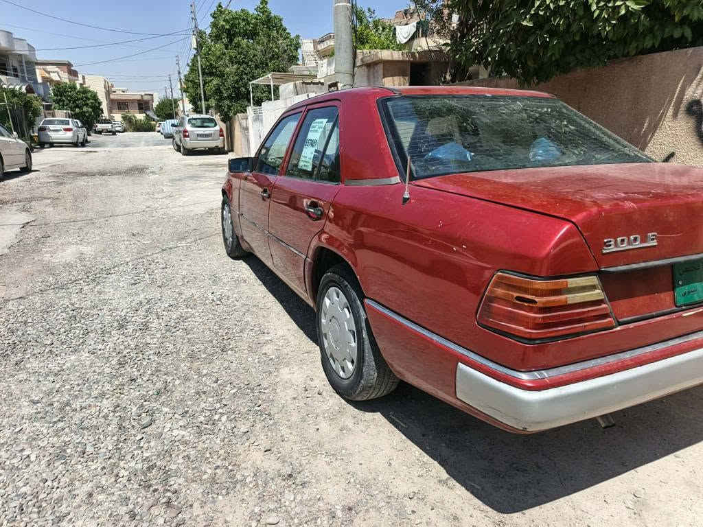 مارسيدز بؤ فرؤشتن 
مؤديل ١٩٩٠
گئرو مةكينة فيفيتي ٣٠٠٠
تةقةو رةقةي بةشةرت 
ناو قاوةية 
كارةباي بةش رت 
شوين كةلار 
گؤرينةوةش اكم لةسةر دل گرتن 
ادمين ❤️❤️
ژ *********** كالار, السليمانية
