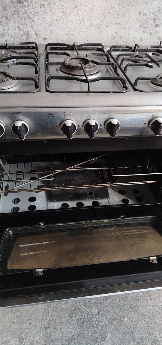 بس 100وبي مجال شويه اتصلو
شغال كلشي مابي  فرن كله شغال بس عندي ضرف 
اتصلو على هذا الرقم  ***********
