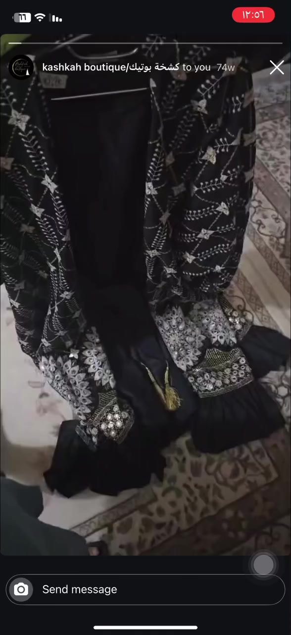 عندي هذا البشت اسود ب50 يلبس لل42


**إذا كنت صاحب هذا الإعلان وتريد حذفه لأي سبب، رجاءا أرسل رسالة إلى الدعم الفني**