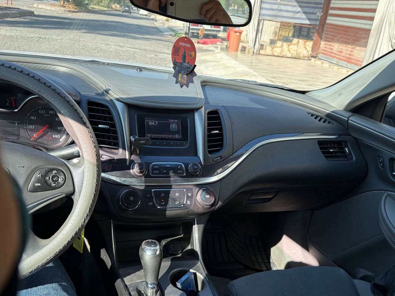 Impala
2016
Klin
Ls
كلين 
٤بستن
گير مةكينة بةشةرتة نةكراوةتةوة
تةزرةكي كةمي هةية بي سبوغ يةك ديناري مةسروف نيية لةسةر دةقي شةريكة ماوةتةوة سعري ١٢٣$ وةرةقة و مةجاكةكي برايانة ***********
Whatsapp
شوين هةولير أربيل, العراق
