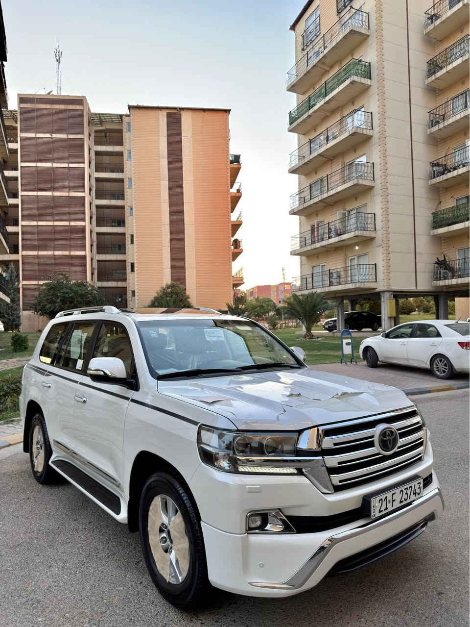 ‏Land cruiser GXR  2018     V8  69,000km‏
Grand turing
لاندكروزر 2018  ساز باب أول وايديشن  بشرط فحس شريكة 
‏‎ملاحظە : الاخوان رجائن بس بیع نقد بدون مراوس📌
أخت زيرو بل كارتون 📦📦
‏‎لاندکروزر 2018  SAS 
‏‎💎محرک 8 سلندر 
‏‎⌛️ماشي 69,000 ألف
‏‎💎 بسمطين  +سماعة بيلادي +فرشات بيلادي مجوود 

‏‎💎 مكفولة كفالة عامة من الدعامية إلى الدعامية
‏‎ 💎 بدون صبخ .بدون بارد  ،بدون رصعات ،بدون حتى شخط
‏‎دعاميات هم بدون صبغ ،رمل مابي ،لحية بدون صبخ ..بقية كلها بشرط

‏‎🧬فول فول مواصفات
‏‎شاشة كبير لمس 5 كاميرا حاسة رادارات
‏‎كاميرات 3 شاشات سيلاد فتحة سقف 
‏‎كشن جلد كشن كاراباي شحن موبایل  8 اريباك تبريد مركزية
‏‎بصمة تشغيل عن بعد باب جاك سلاجة ليد زينون 
‏‎تحكمات ستيرن دبل فوليوم فورويل هوك
‏‎سيارة بها 2 بصمة من شركة جديد جدأ 
‏‎سيـارة عل نظافتها احسبها صفر زيرو

💎 تخم تاير دنلوب الاصلي

‏‎ 💎محرك كير بشرط مامفتوح
‏‎سيارة حيل نظيفة كلشي عل بلاد لوك
‏‎سنوية زنكة كلشي جديد مدفوع لـ2031
‏‎باسمي السنوية بشرط تحويل و خرامة 
‏‎سيارة مابيـها دينار مصرف كامل من كل نواحي
رقم أربیل 
‏‎♻️نفسي يوم /تحويل و وكالة حاظر
‏‎📍مكانك /داخل سليماني

‏‎💵 سعر 485$ 
‏‎☎️موبايل/ *********** السليمانية, العراق
