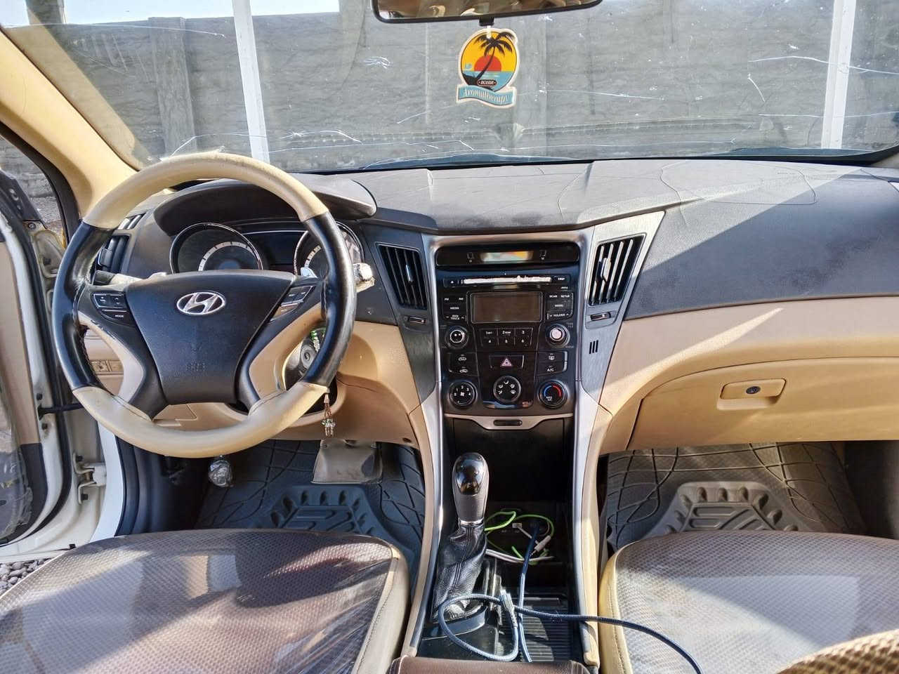 السلام عليكم
من بعد اذن الأدمن
سوناتا تكسي للبيع موديل 2015 السعر 13500$ وبيه مجال للشراي ***********
