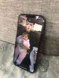 ايفون 13 ٢٥٦ • بطارية ٨٠٪ • ويا كارتونه