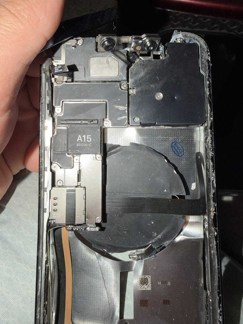 ايفون 13 برو ماكس للبيع بورد 
مالته شغال ايكلود ماعرفه بلا رمز جهاز 
فحصته شغال كله لبورد بس الكامرات والفيس ايدي محتركين مكان شحن تشتغل سيمكارت يشتغل ذاكرة 256
تصليحه يكلف 250 مكاني موصل حي صديق


**إذا كنت صاحب هذا الإعلان وتريد حذفه لأي سبب، رجاءا أرسل رسالة إلى الدعم الفني**