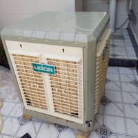 مبرده مع الميزه السعر 120 مكاني حله ورديه خارج شارع 30  07727552850