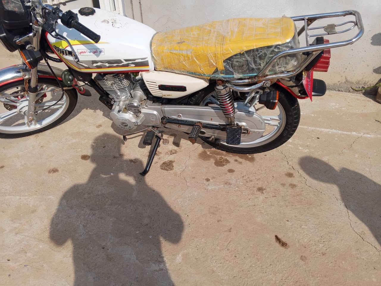 السلام عليكم دراجه للبيع سافان 2023 السعر 600 وبيها مجال  السعر‏‪***********‬‏
