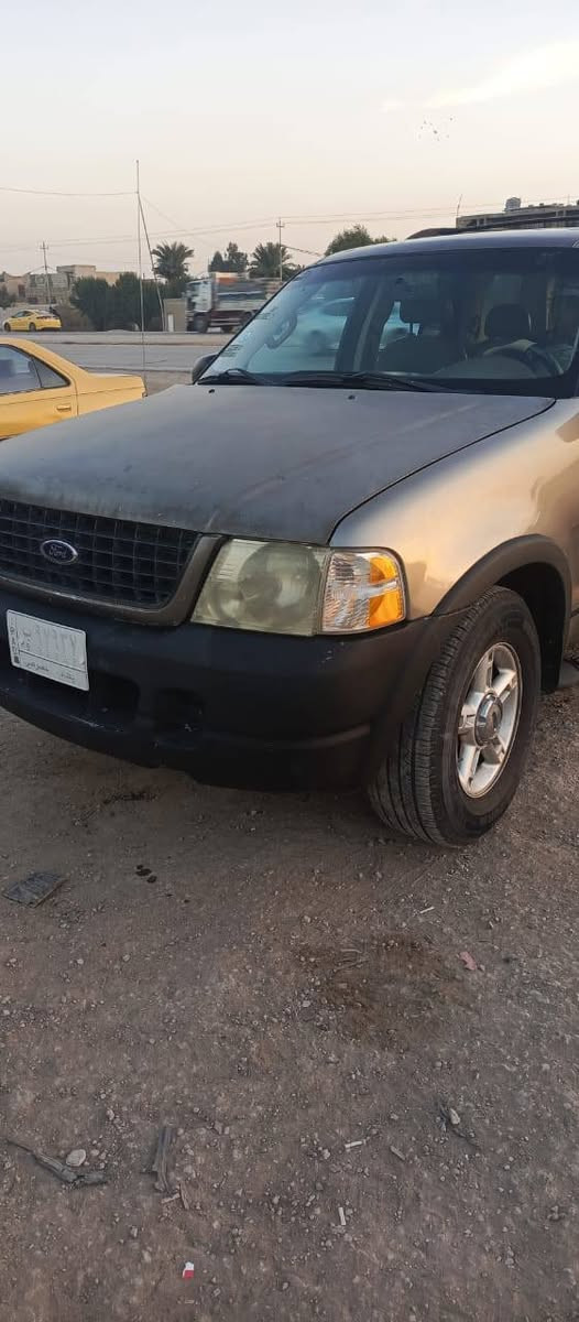 السلام عليكم ورحمة الله وبركاته
فورد اكسبلور ٢٠٠٤ رقم بغداد بأسمي نافذة لغاية ٢٠٢٩ محوره مكينة وكير ياباني ففتي ٣٠٠٠ بيها ضربة بالباب جهة السايق أثر أبو الدلفري تايرات ٧٠ بالميه باتري جديد قبل ٣ أيام مشتريه

 السعر ٦٠ وبيها مجال للطيبين واي استفسار الاتصال *********** أو ***********
محافظة الديوانية
عماد الشبلي حيدر عماد
