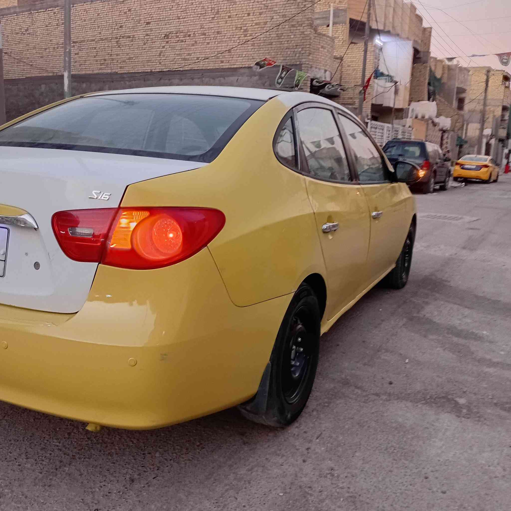 النترا موديل ٢٠١١ وارد خليجي بيهه طخات بصيطه ومعمره سياره حجم مكينه ١٦٠٠ دكشن عالي تبريد شغال سعر ٧٤ بيهه مجال بصيط مكان سياره بغداد ***********

