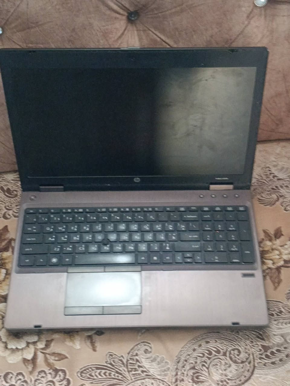 حسابة Windows 10 
لل بيع مع شاحنه وجنطة 
بيع مستعجل 
شراي *********** واتساب والسعر خاص
