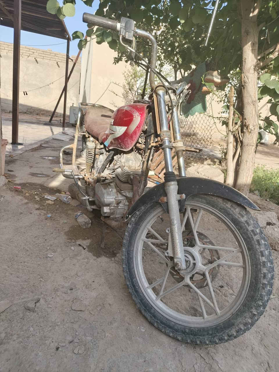 سلام عليكم دراجه شغاله سعر 75 شراي يتصل ***********
