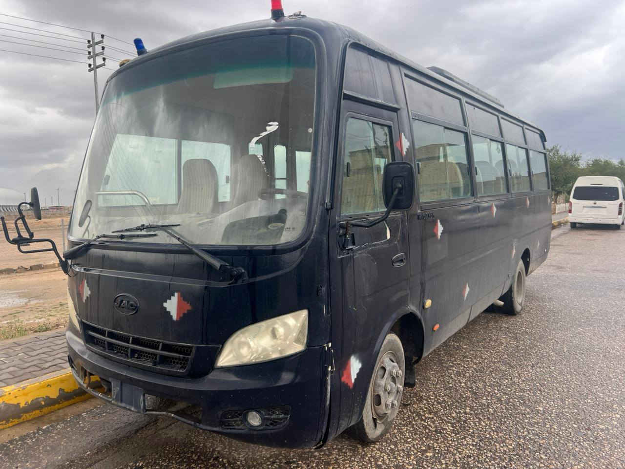 ﷽
تحيه طيبه اخواني الاعزاء للبيع كوستر جاك 30 راكب مديل 2013 مزاد وزارة الداخلية بسمي كتاب المزاد واسوي وكاله للمشتري وين ماجان تمشي بيه مكينه وكير مسبوشي بلادي كاز السياره بدون اي حادث نضيفه السعر 73$
المكان كربلاء 
رقم الهاتف/***********
