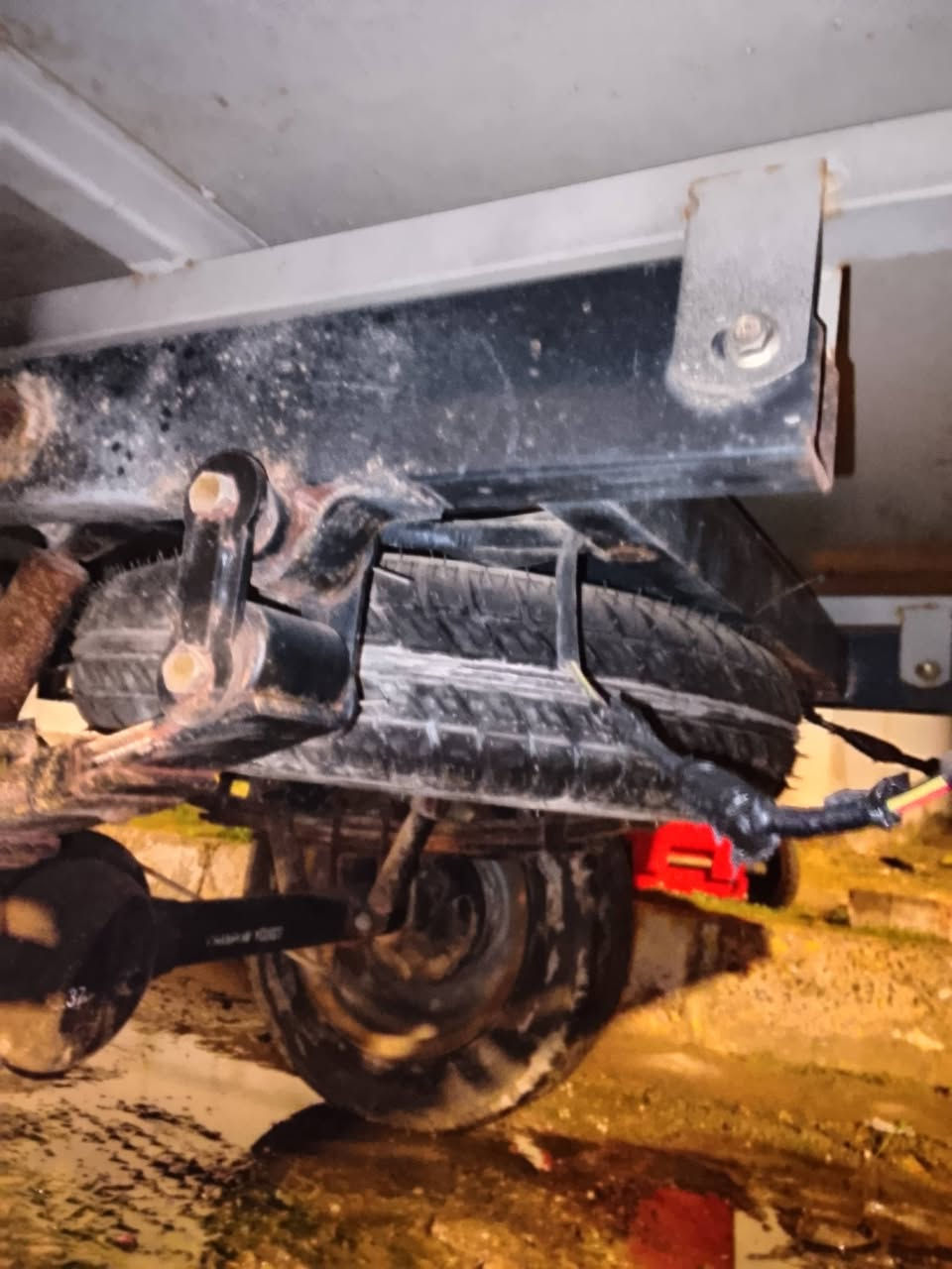 سلام عليكم
ستوتة موديل ٢٠٢٣  مكمرك وأوراق كاملة فول محرك وكير وكهربائيات شغالة وكفالة 
الستوتة ما ناقصها لو برغي وجديدة محجل جديد صار يومين من شديتة والبدي مغلف تغليف يخبل والمحرك ماممدودة علي سبانة كفالة كلها اوراق كاملة كلها 
حتى دهن محرك وكير كل اسبوع ابدلة 
وحيل مداريها حتى كروات ما طالعة مال بيت 
سعر ٢٧٥٠ وبيها مجال للطيبين 
يعني حتى إذا تسجلها ب ٣٠٠ تنباع الك ب ٣ ونص
مكاني رمادي ٧ كيلو 
الي يريدها يكتب تعليق وادخلة خاص


**إذا كنت صاحب هذا الإعلان وتريد حذفه لأي سبب، رجاءا أرسل رسالة إلى الدعم الفني**