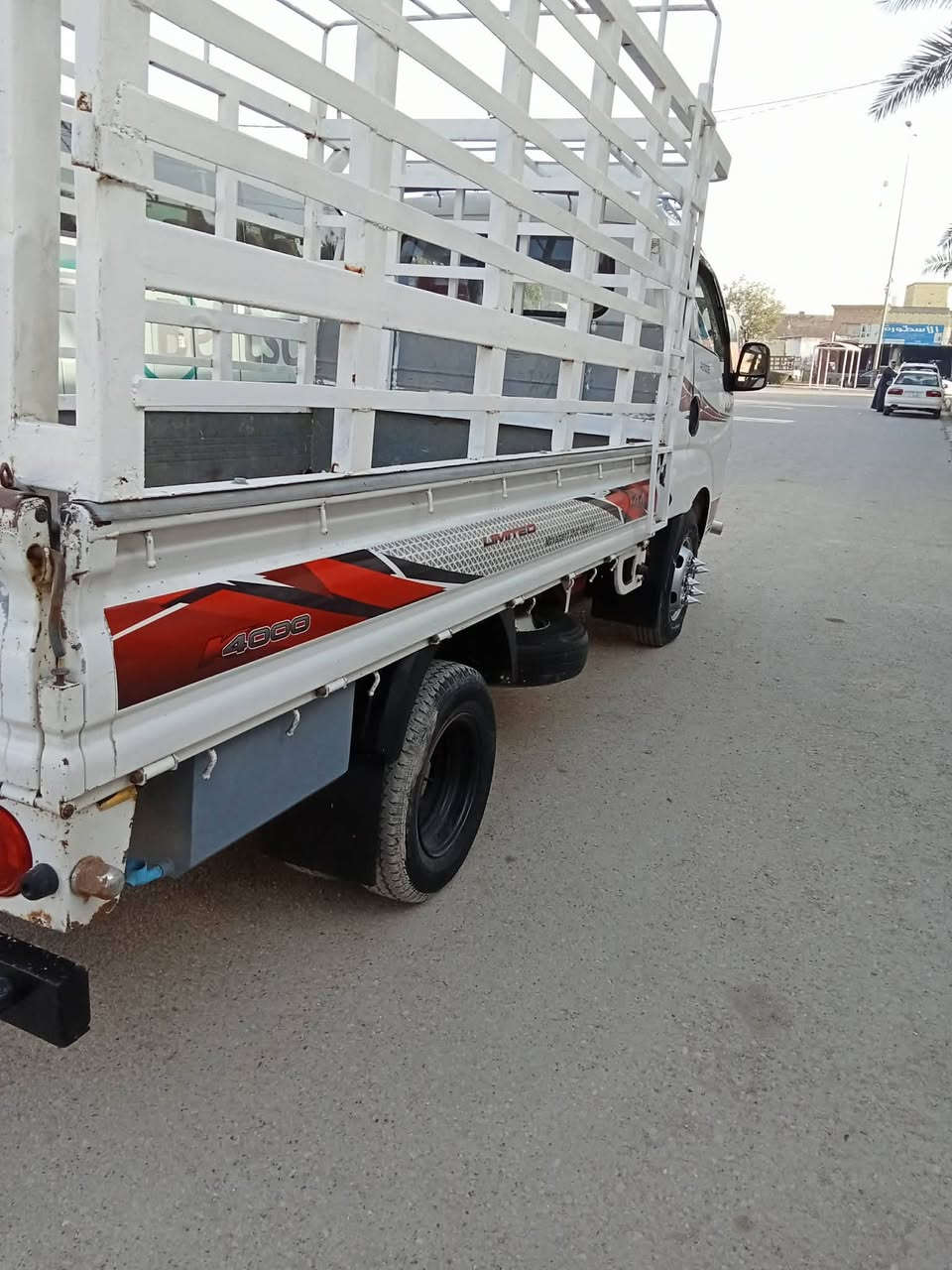 سلام عليكم ورحمة الله وبركاتة كيه فحل للبيع موديل 2014 رقم دياله نكليزي سنويه ل 30 مشروح وطني تخم تاير جديد ويل محور وستد 27 محجر تسكام مكينه وكير وشاصي كله مكفول تبريد تدفه شغال جاهزه ما تخسر عليها ولا الف  السعر 118 وبيها مجال مكاني واسط النعمانيه ***********
