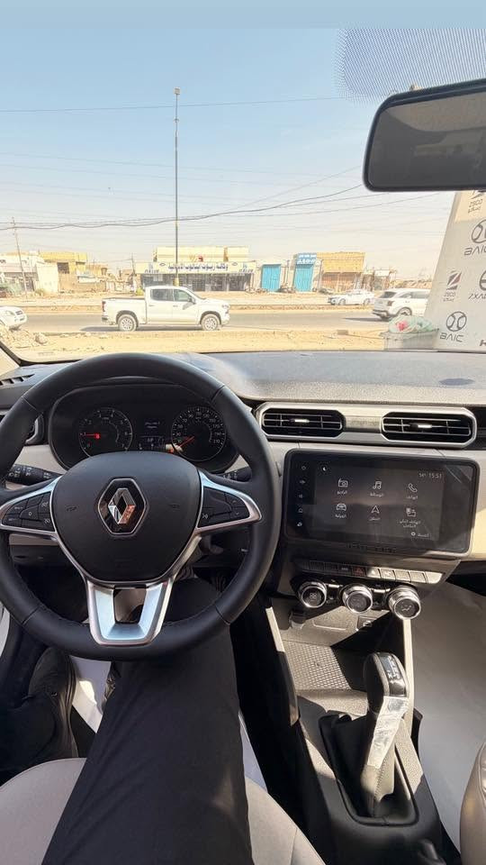رينو داستر ٢٠٢٥ زيرو استلام شركه مماشيه ولا متر مكان ديوانية السياره حره تحويل ثاني يوم  
Duster (Renault)
داستر من شركة رينو الفرنسية 
ضمان گير ومكينة 3 سنوات 
مواصفات السيارة 
محرك نيسان 1.6L 16V 115HP
الگير من شركة نيسان اليابانية AT6SPEED 
مصابيح LED نهارية 
مصابيح البريك LED 
مصابيح ضباب 
مري كهرباء 
مانع انزلاق ABS 
مثبت سرعة 
بصمة تشغيل 
كامرة وحساسات خلفية 
شاشة لمس حجم 7 انج تدعم النظامين 
المقاعد الخلفية قابلة للطي 
والكثير من المواصفات
***********
