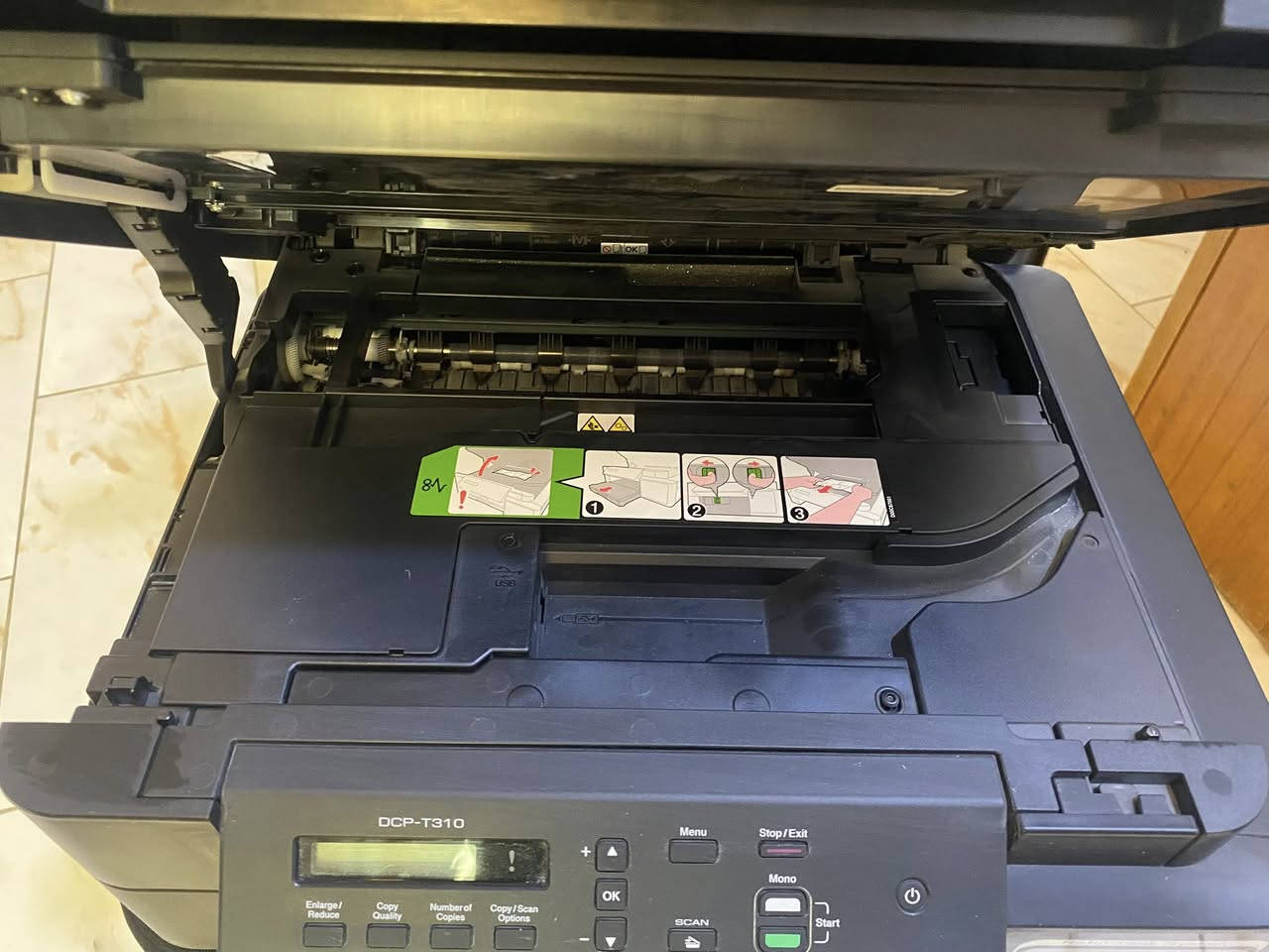 طابعة Brother DCP-T310
للبيع نظافة 99‎%‎ 
مامفتوح بيهه برغي
كامل الملحقات 
السعر 150 وبي مجال للشراي
مكاني بابل الحلة


**إذا كنت صاحب هذا الإعلان وتريد حذفه لأي سبب، رجاءا أرسل رسالة إلى الدعم الفني**
