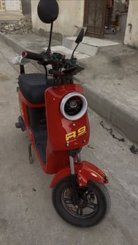 دراجه كهربائية • ار تسعة مديل ٢٤ • بطاريات ٥×٣٢أمبير