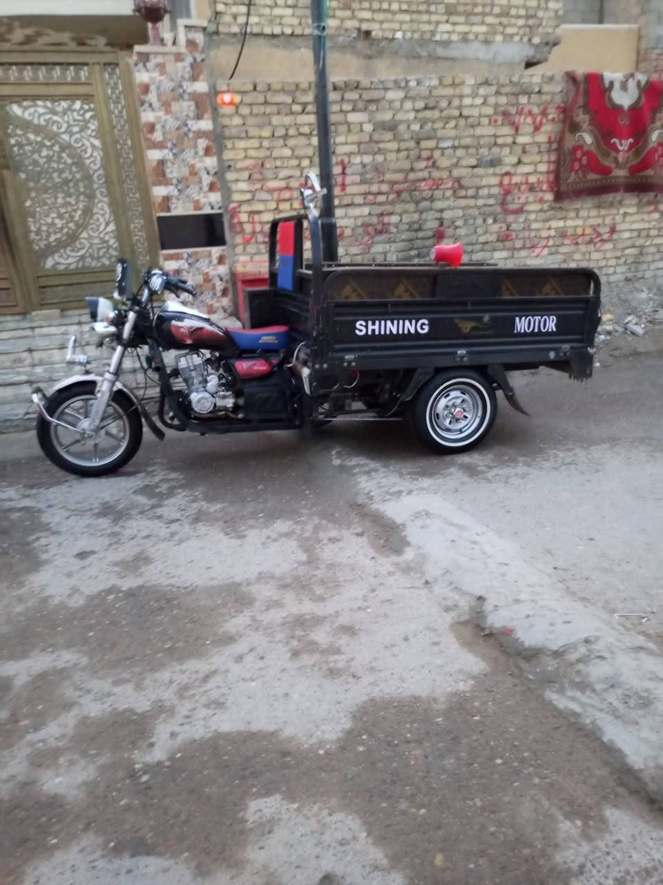 سلام عليكم  اخوان ستوته مكفوله كفاله عامه موديل واحد  وعشرين كهربايان كله شغاله سلف تخم تاير ستوته  جهزه خير من الله  السعر ثنين وميه وبيه مجال العنوان بغداد مدينة الصدر  ***********
