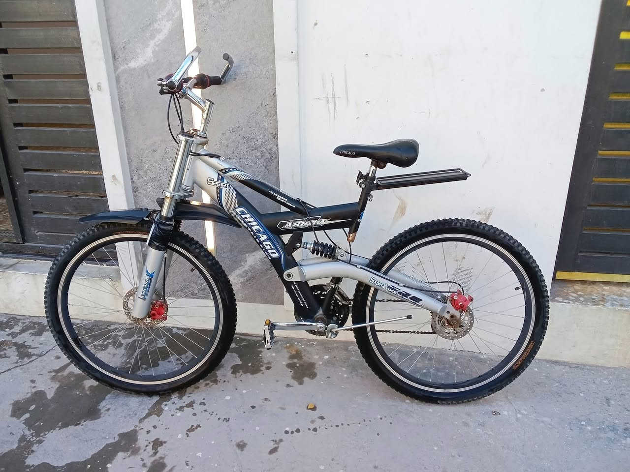 باسيكل للبيع مستعمل قليل سعر 140بي مجال ***********
