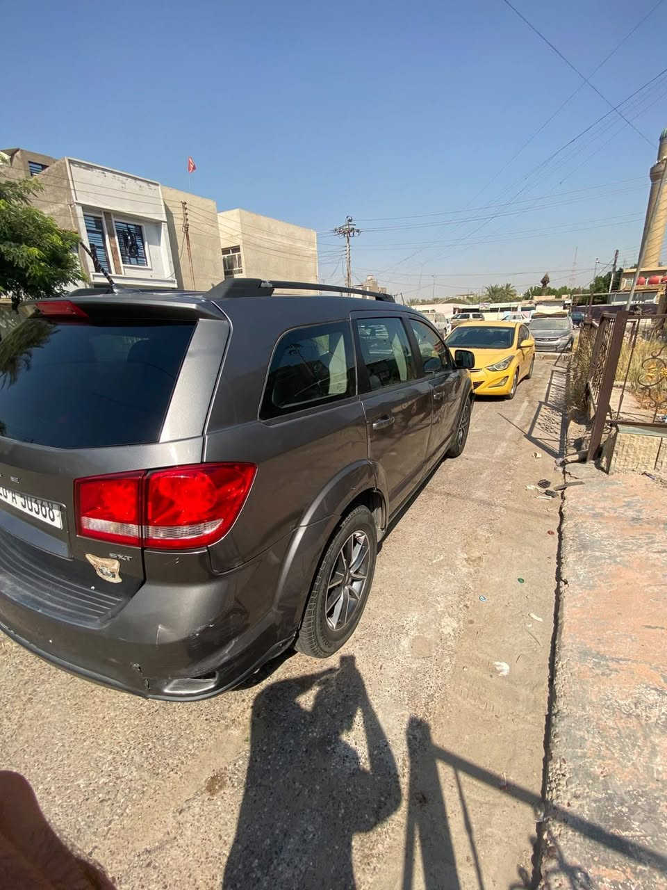 السلام عليكم 
دوج جورني ٢٠١٤ بسعر جدا مناسب 
مصبوغه عام  
سونار موجود ب المنشور 
حدادية جديده جاهزه تبريد تدفئه 
ب٧٥ ورقه بيهة مجال
حي العامل 
***********واتساب
*********** واتساب
