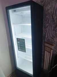 ثلاجة • جديدة • ما مستخدمة