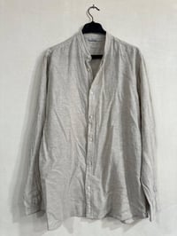 قميص لينن • مقاس XL • لون كريمي