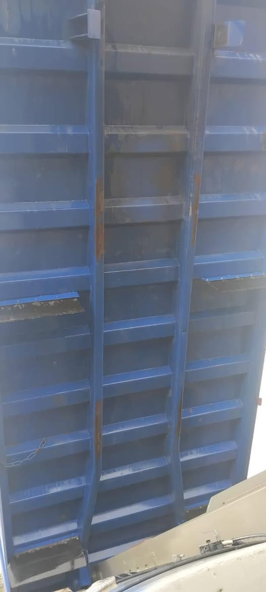 السلام عليكم بدي للبيع الطول ٦٢٠ موديل ٢٠٢٥ جديد للاستفسار ***********
