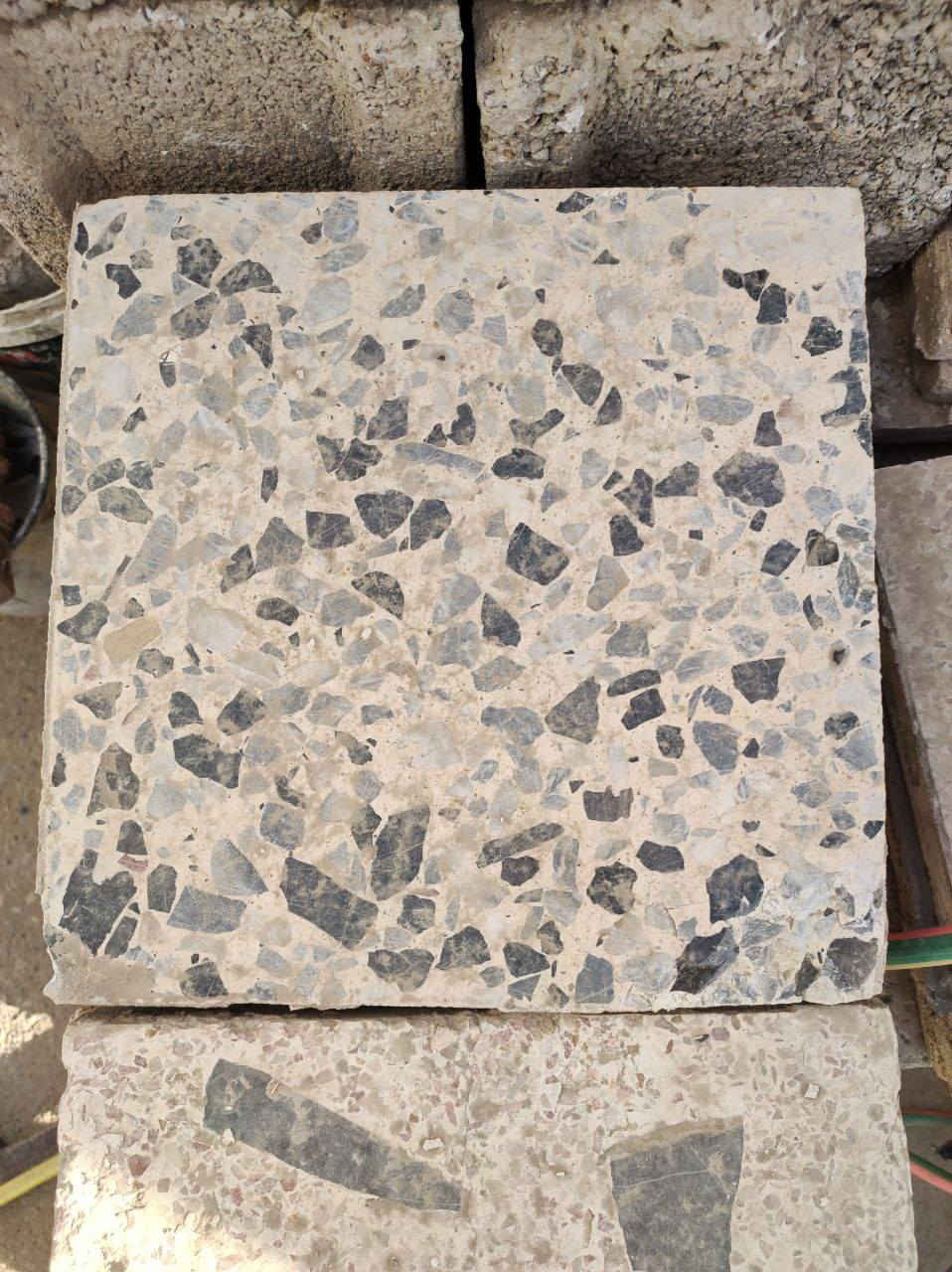 السلام عليكم 

متوفر كاشي للبيع مستعمل اكثر من 100 او ما يقارب 100

وكذلك متوفر بلوك جديد عدد 11

للاستفسار ***********
