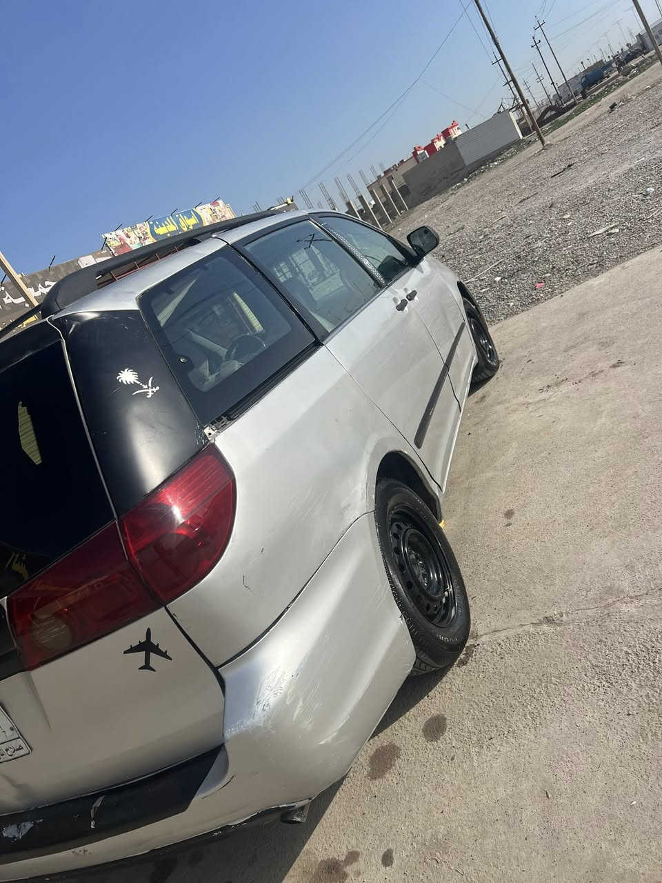 السلام عليكم تيوتا سينا 2010 مصبوغه عام محرك كير جدد بيها منضومة غاز  مكاني صلاح الدين للبيع أو مراوس بسياره زغيره 
السعر 80 وبي مجال حك جينك 
للاستفسار اتصل *********** /‭0780 811 2166‬
